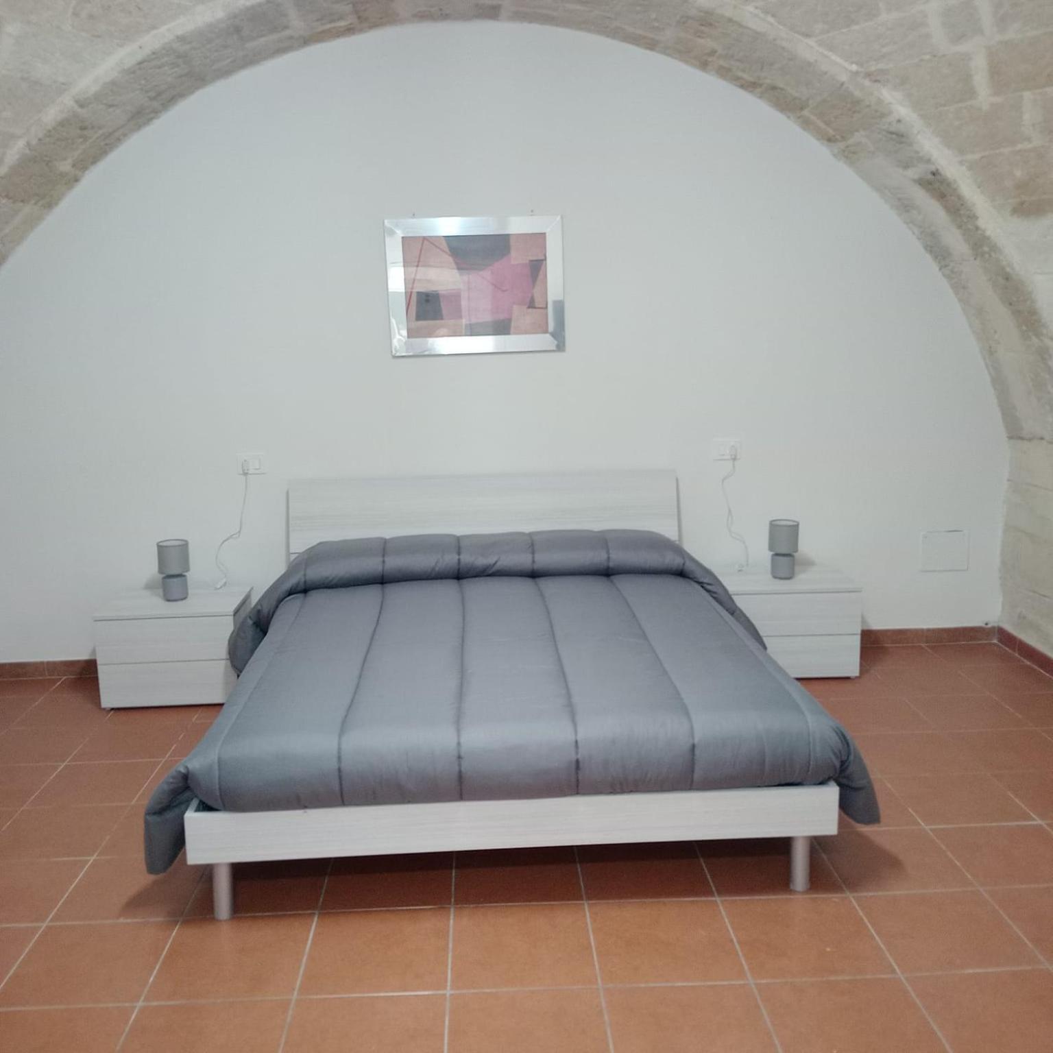 Casa Vacanza Nel Cuore Della Pietra Barletta Esterno foto