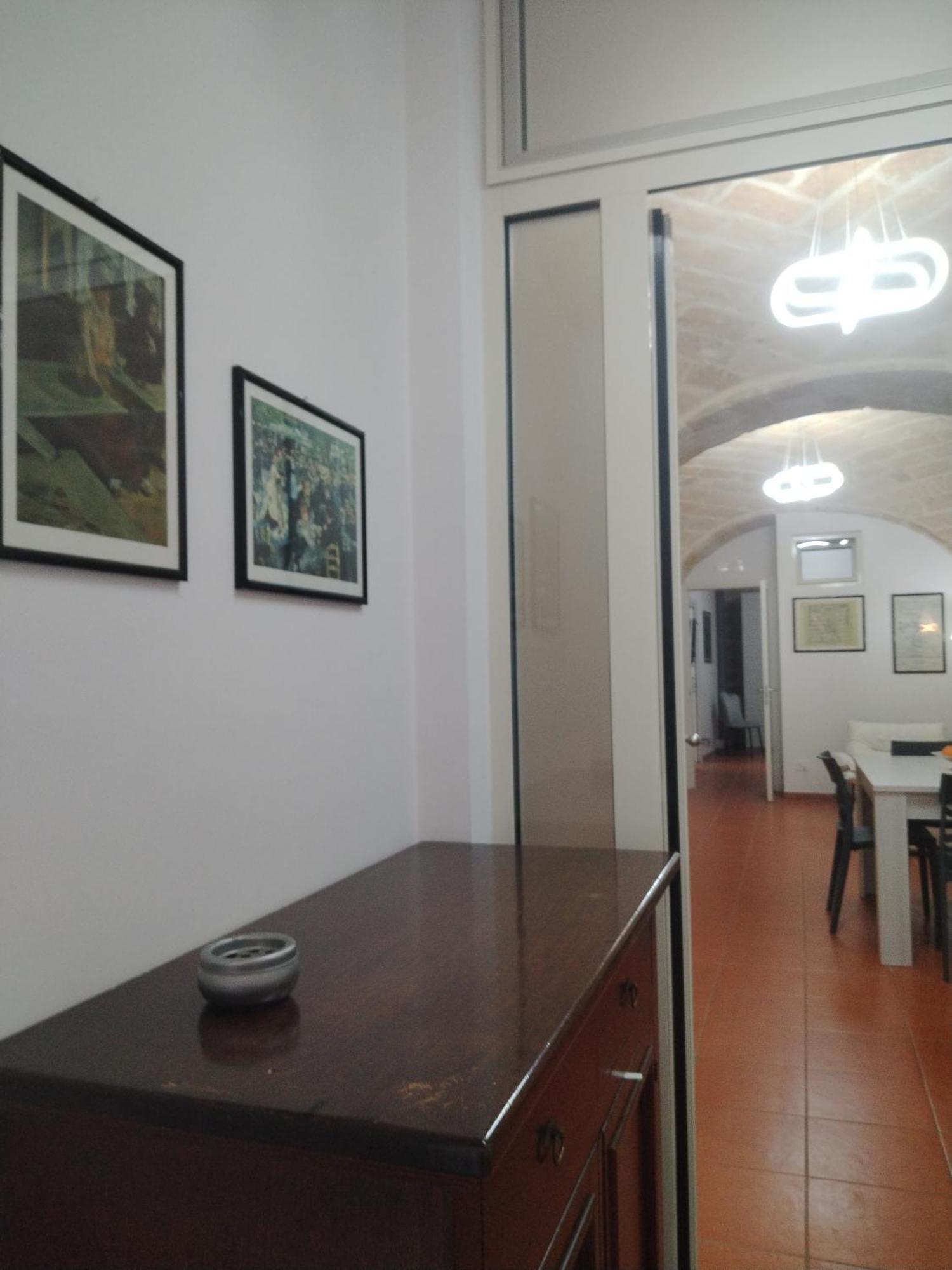 Casa Vacanza Nel Cuore Della Pietra Barletta Esterno foto